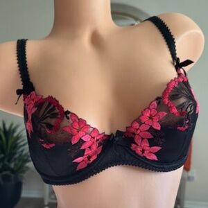 Agent Provocateur black and pink 36E  tags cut off    NWOT